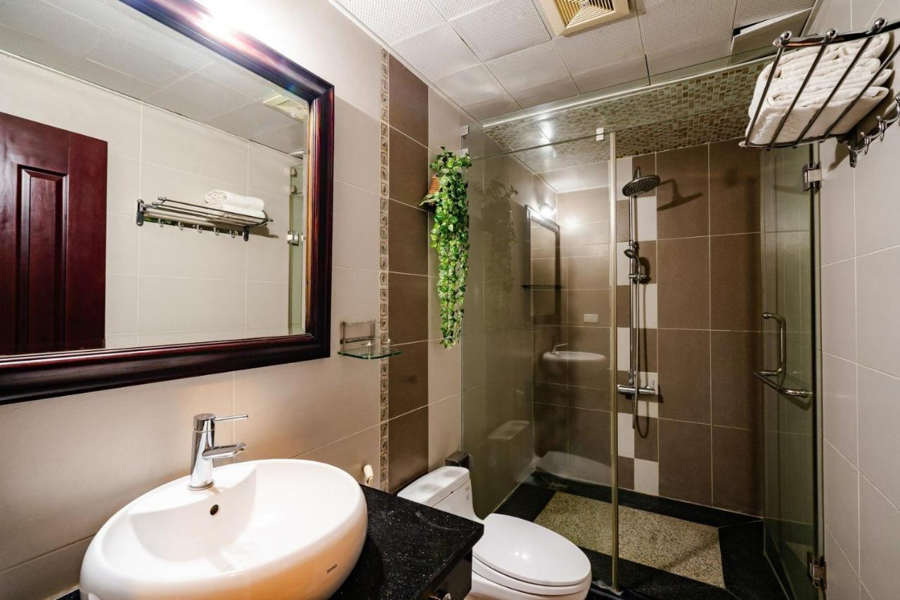Wild Lotus Hotel Apartment 2 Ханой Екстериор снимка
